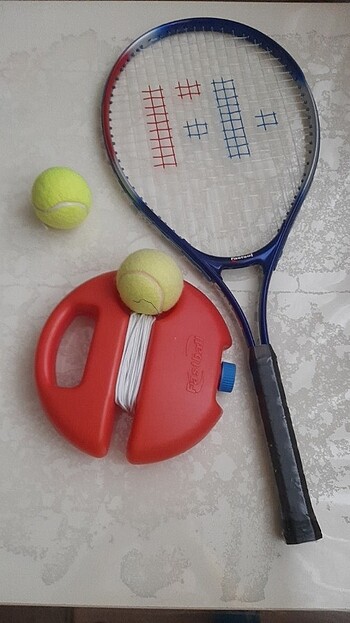 Tenis ekipmanları 