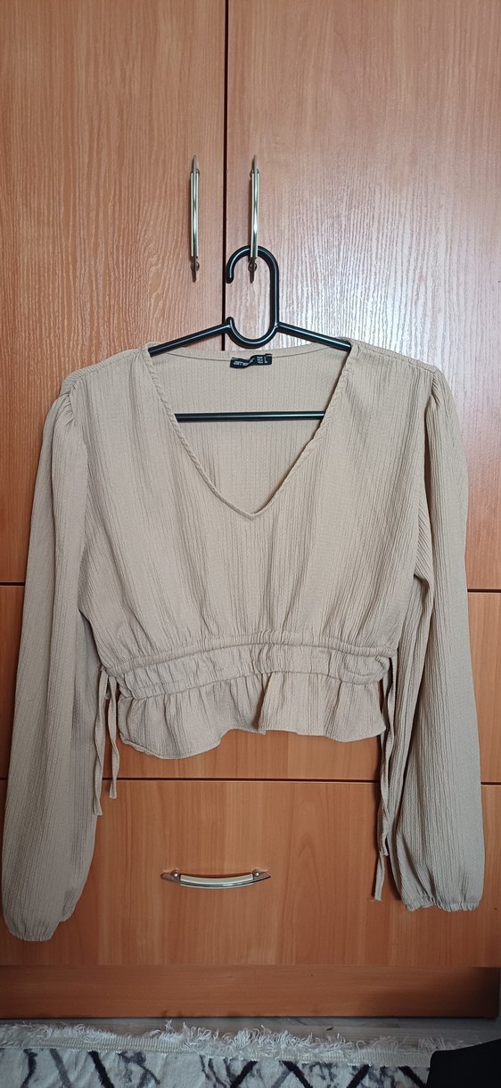 Ambar Krem V Yaka Kadın Bluz - Görsel 2