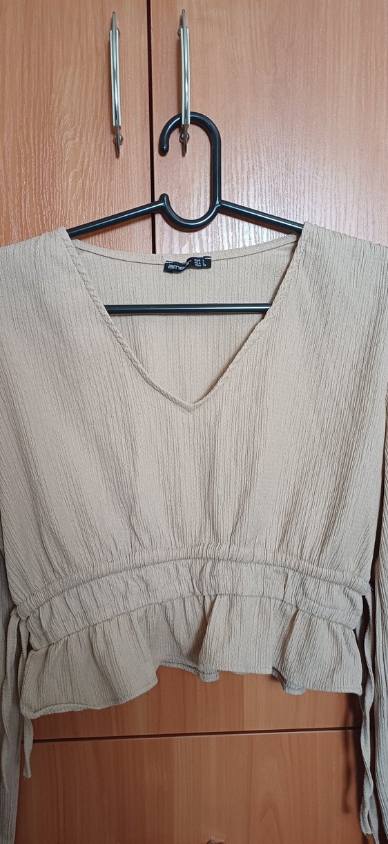 Ambar Krem V Yaka Kadın Bluz - Görsel 3