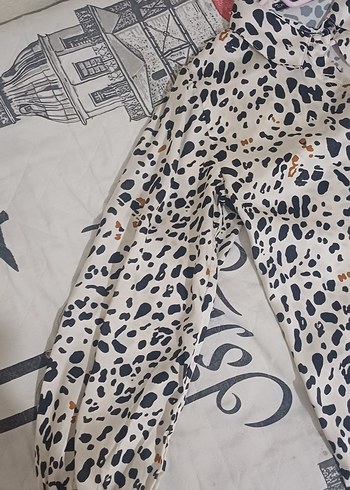 Desenli Uzun Kollu Kadın Saten Gömlek - Görsel 2