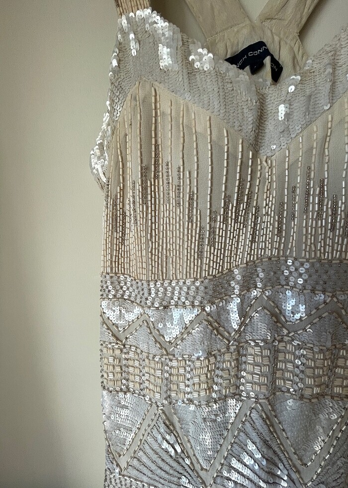 Krem rengi pullu abiye elbise - Görsel 2