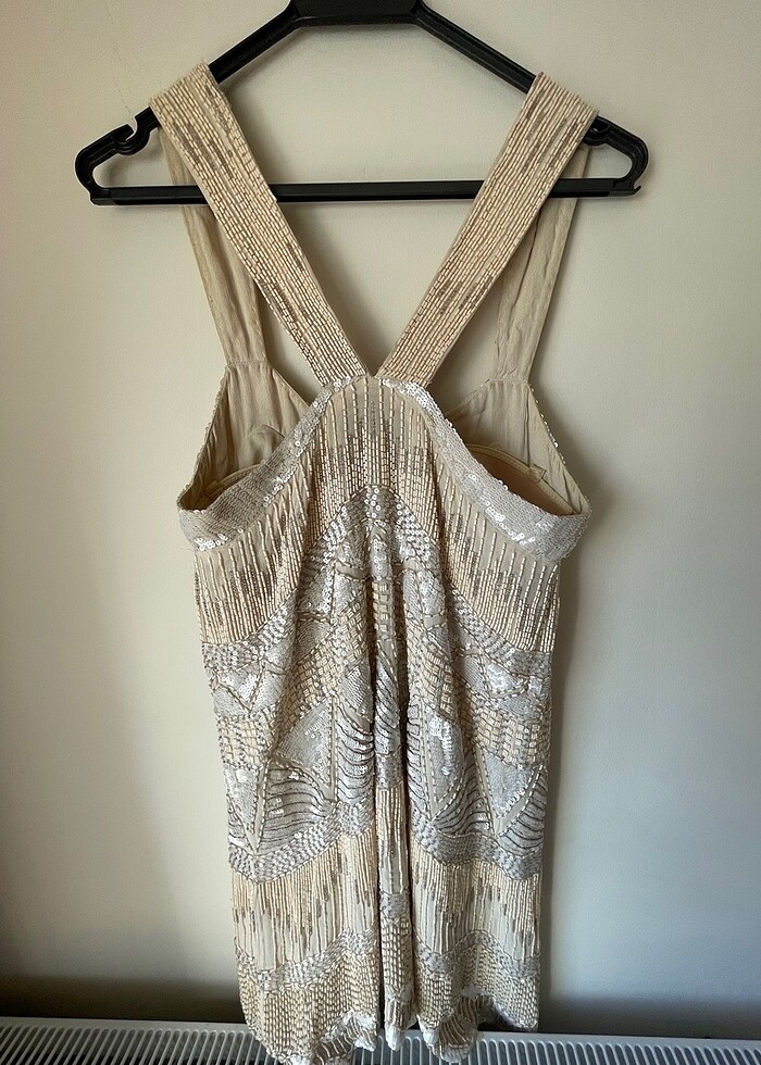 Krem rengi pullu abiye elbise - Görsel 3