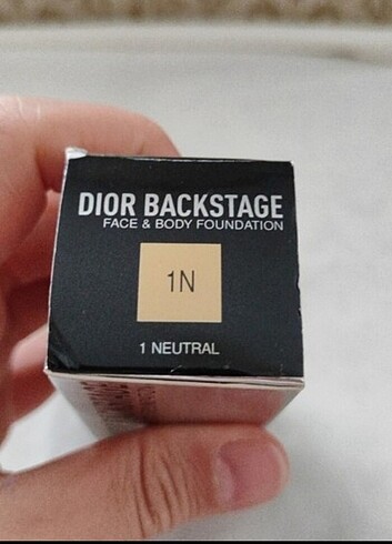 Dior Dior Backstage Fondöten 1N
