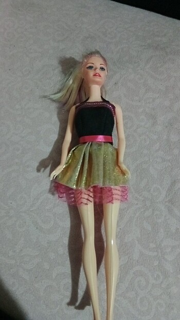 Barbi bebek