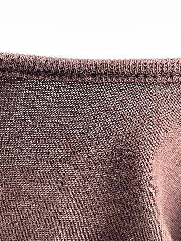 m Beden kahverengi Renk Diğer T-shirt %70 İndirimli.