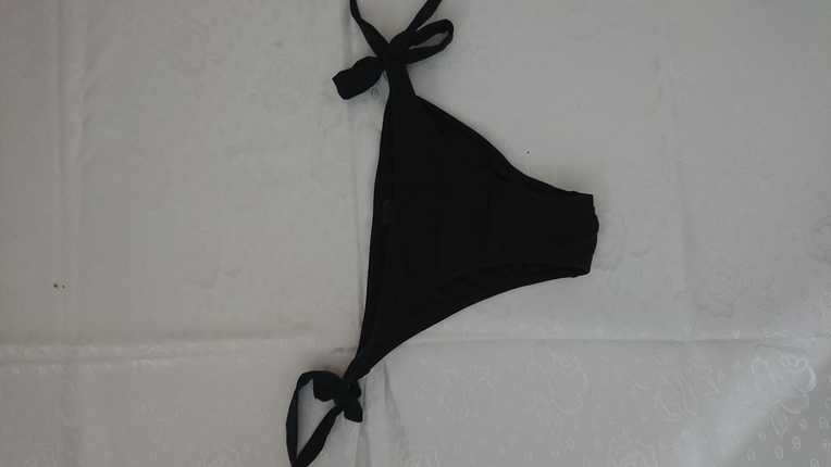 bikini alt