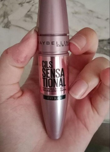 Maybelline New York maskara 