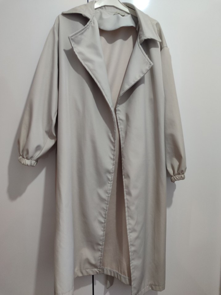 Bej Uzun Kesim Kadın Trençkot - Görsel 2