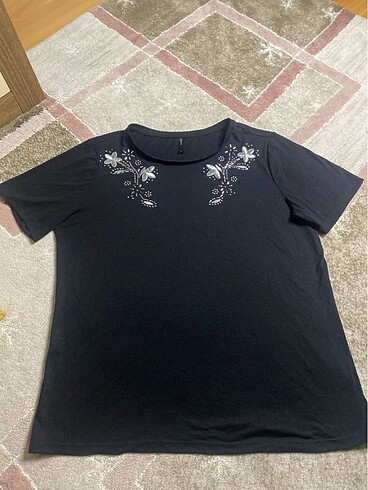 Siyah Tshirt
