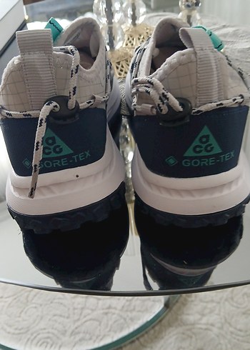 Gri Nike Spor Ayakkabı Bağcıkları. 41numara - Görsel 4