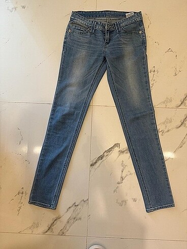 Levis LEVİS KOT ORJİNALİNİ??