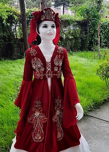 6 Yaş Beden ÖZEL TASARIM KIRMIZI ÇOCUK BİNDALLI ??