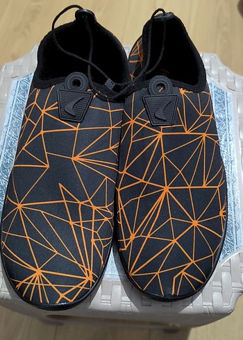 Turuncu Desenli Erkek Su Ayakkabısı - Görsel 4