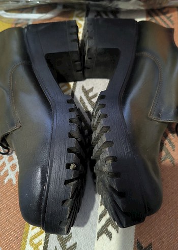 Kilitli Topuklu Kahverengi Deri Kadın Bot - Görsel 3