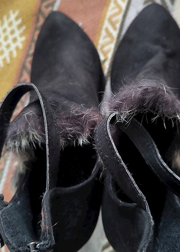 Siyah Süet Tüylü Stiletto Topuklu Bot - Görsel 7