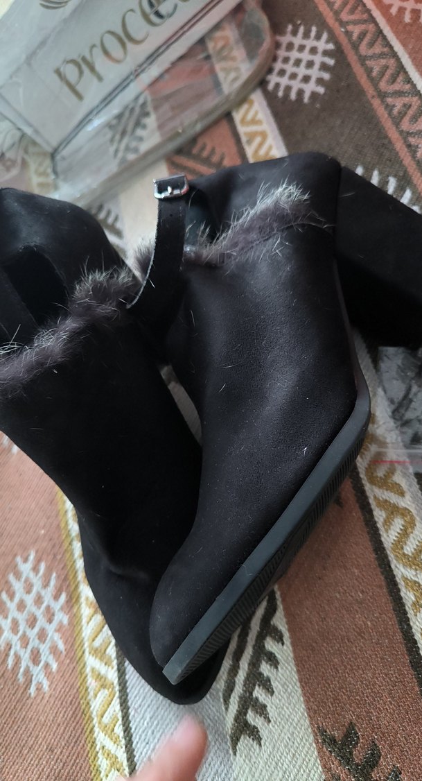 Siyah Süet Tüylü Stiletto Topuklu Bot - Görsel 2