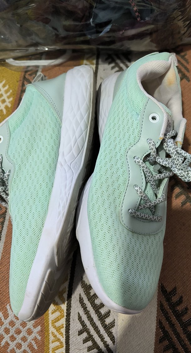 Yeşil Yılan Desenli Bağcıklı Spor Ayakkabı - Görsel 2