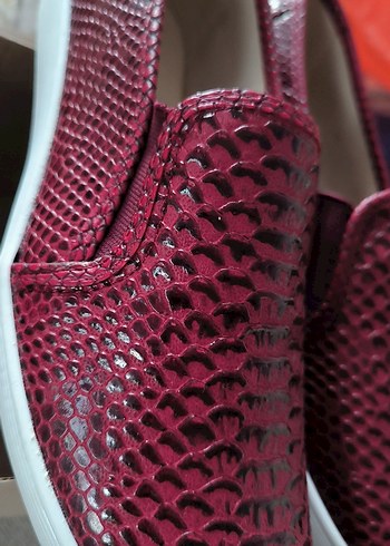 Bordo Yılan Derisi Desenli Platform Kadın Babet - Görsel 3