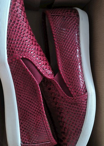 Bordo Yılan Derisi Desenli Platform Kadın Babet - Görsel 8