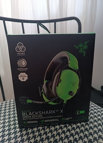 Razer Blackshark v2 oyuncu kulaklığı