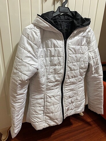 Mevsimlik mont