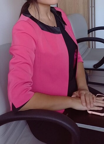 Jacqueline Riu Pembe ceket yarımkol