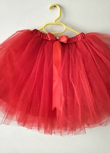 4 Yaş Beden kırmızı Renk Tütü elbise 