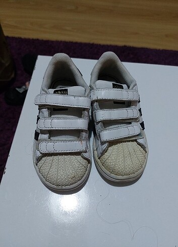 Adidas Erkek çocuk ayakkabi 