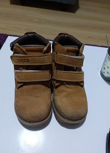 Vicco Erkek çocuk bot 