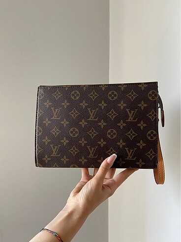 LV CLUTCH