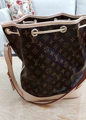 Louis Vuitton Çanta 