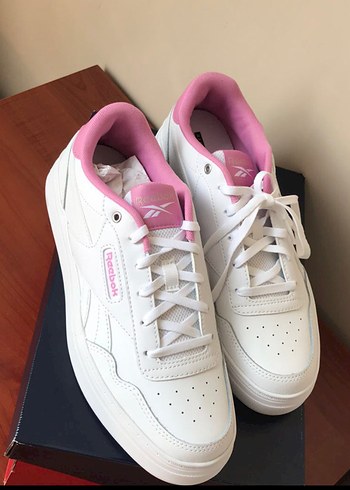 Beyaz Pembe Reebok Spor Ayakkabı