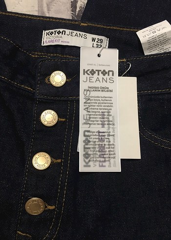 29 Beden Koton flare düğmeli kot pantolon