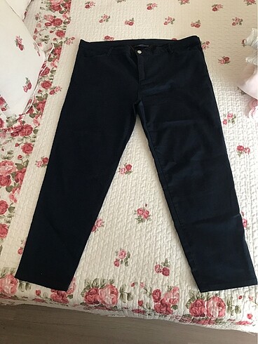 Lcw 48 beden kısa pantolon