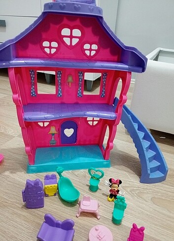  Minnie mouse evi ve eşyaları