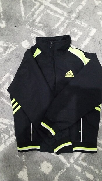 Adidas Erkek çocuk Adidas eşofman üstü 7-8 yaş