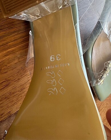 Az topuklu sandalet - Görsel 4