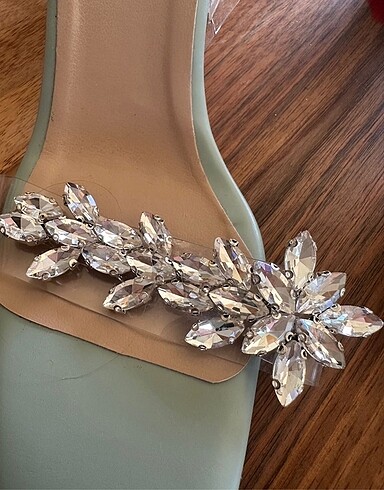 Az topuklu sandalet - Görsel 2