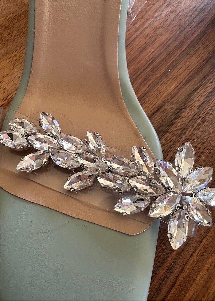 Az topuklu sandalet - Görsel 2