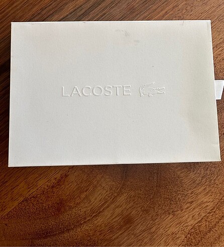 Lacoste Bağcık ve aksesuar seti. Orijinaldir.