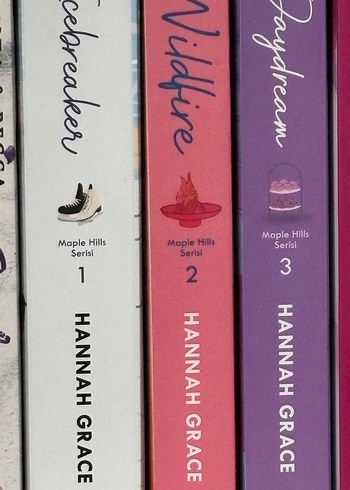Maple Hills Serisi 3 Kitap (Kutulu Set) - Hannah Grace