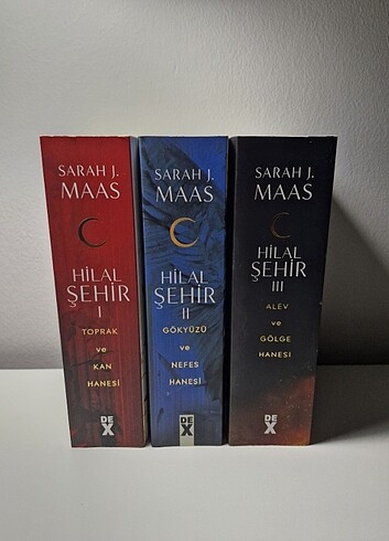 Hilal Şehir Serisi - Sarah J. Maas (3 Kitap)