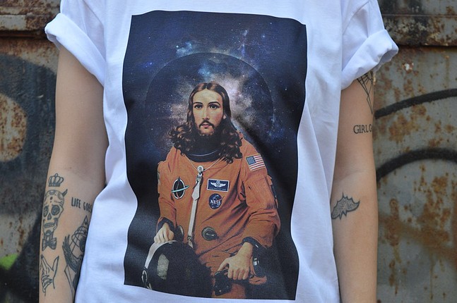 m Beden Jesus Christ Tshirt