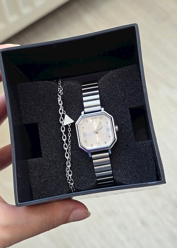 Gri Zincir Detaylı Kadın Saat - Görsel 7
