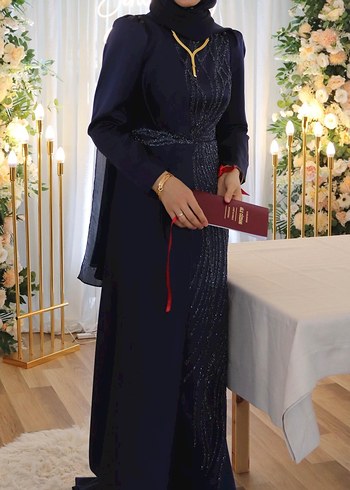 Uzun Kollu İşlemeli Mavi Abiye Elbise - Görsel 3