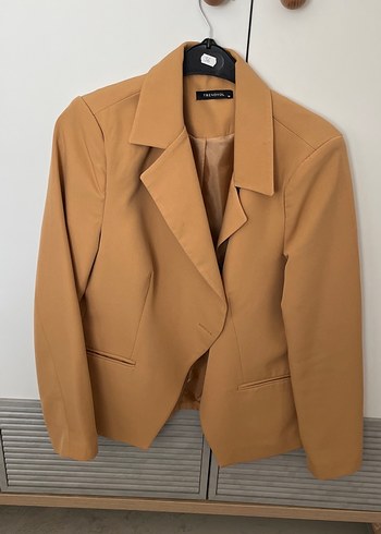 Bej Düğmeli Kadın Blazer Ceket