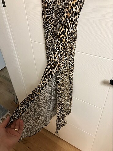 Leoparlı elbise