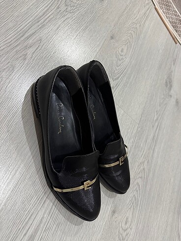 39 Beden siyah Renk Pierre cardin siyah kadın babet