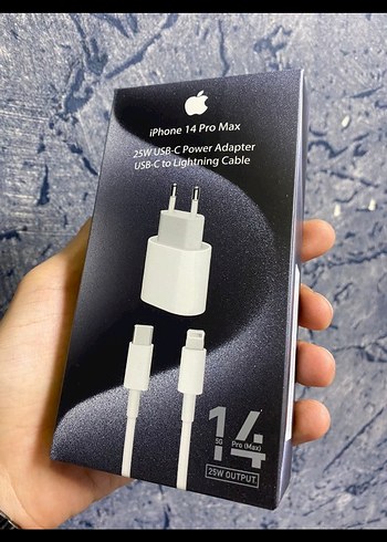 Apple 25W USB-C Güç Adaptörü ve Lightning Kablo