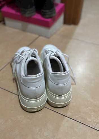 Deichmann Minimalist Beyaz Kadın Sneakers